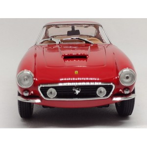Miniatura Ferrari 250 GT Berlinetta Passo Corto SWB 1:24 - Burago