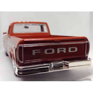 Miniatura Ford F-150  Custom 1979 Marrom 1:24 - Motormax