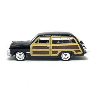 Miniatura Ford Woody Wagon 1949 (Preto) 1:24 Motormax