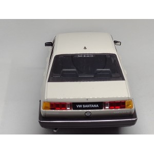 Miniatura Volkswagem Santana 1.8 - 1:24 - Welly