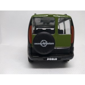Miniatura Fiat Doblo Adventure 1:36