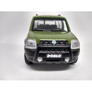 Miniatura Fiat Doblo Adventure 1:36
