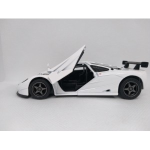 Miniatura McLaren F1 GTR 1995 (branca) - 1:34