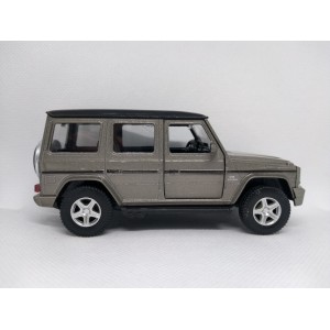 Miniatura Mercedes Benz G63 AMG 1:32