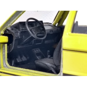 Miniatura Volkswagen Golf I GTI 1:38